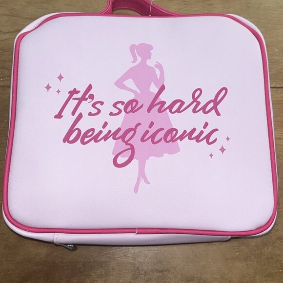 Barbie Cosmetic Bag, it’s so hard being iconic - Picture 2 of 9